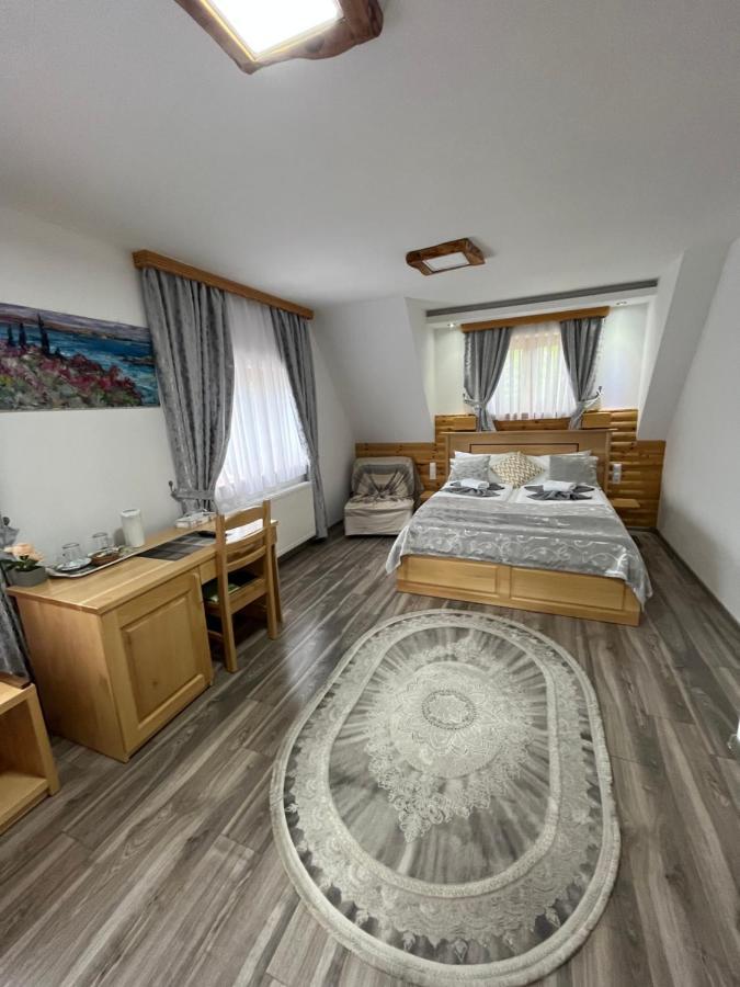 Rustic Inn River Prijeboj Luaran gambar