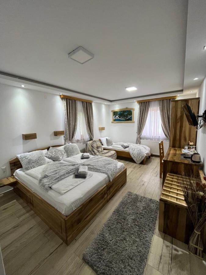 Rustic Inn River Prijeboj Luaran gambar