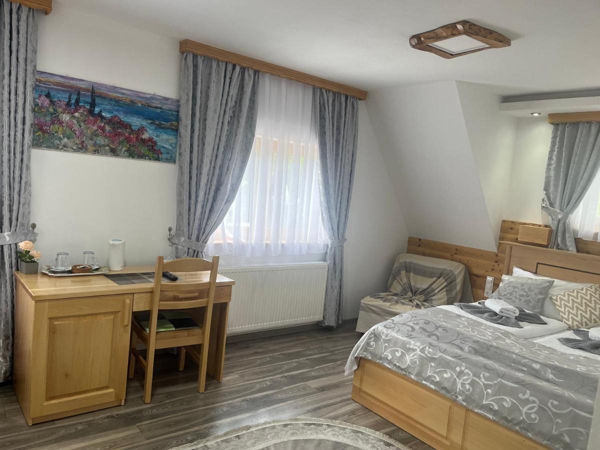 Rustic Inn River Prijeboj Luaran gambar